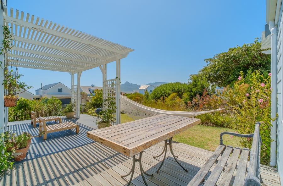 3 Bedroom Property for Sale in Bluewater Estate Western Cape